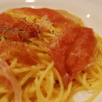 レストラン ヴァン サンク - 生ハムのカルボナーラ