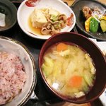 一汁五穀 - 五穀田舎定食