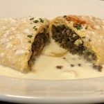 GRILL＆DINING 丸の内ディンドン - オムレツの中身はひき肉のみ