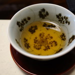 比良山荘 - どくだみ茶