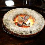 比良山荘 - 炭火