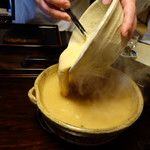 比良山荘 - 山芋を投入