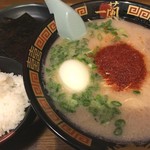 一蘭 六本木店 - ラーメン(890円)+半熟塩ゆで卵(130円)+海苔2枚(120円)+小ライス(200円)