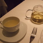 ア・ニュ ルトゥルヴェ・ヴー - 