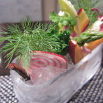 レストラン バカール - 有機野菜のバーニャカウダＵＰ２