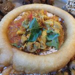 NEPALI CUISINE HUNGRY EYE Dine & Bar - セルロティ、チキンのタルカリ