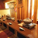 Tanimachi Tsukuneya - 皆で囲むお鍋はお酒も弾みます。