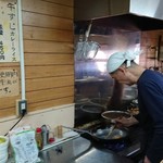 牛すじカレー 小さなカレー家 - 