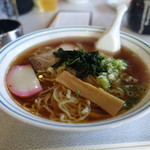 平尾カントリークラブ - 茶店で中華そば