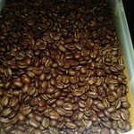 かふぇ おか がれーじ - カフェインを程よく飛ばした珈琲豆はそのまま食べても苦味が少ない☆