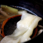 手打そば 梅乃家 - あえて、うどんの切れ端を入れていただく。これがまた美味しい。