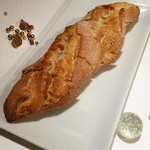 ジョンティ アッシュ - ルクセンブルクから取り寄せたバゲット