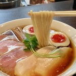 らぁ麺 紫陽花 - 醤油らぁ麺 チャーシュー煮玉子TP