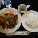 カフェドとうへん木 - 