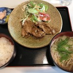 キッチン長崎 - 生姜焼きセット950円