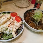 酒蔵 強三 - マカロニサラダと肉豆腐