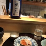 はらまさ - 日本酒と半分食べた香箱蟹