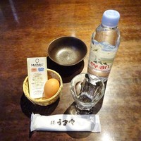 赤坂うまや - ランチ：エビアン、うちのたまご