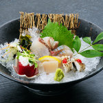 Denshimbou - 季節の鮮魚を使った盛り合わせご予算に応じて・・・