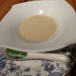 ノワ・ド・ココ - 「季節野菜のポタージュ」
      （2017/6月訪問時）