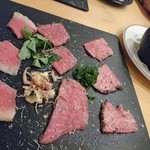 ノワ・ド・ココ - 「ローストビーフ食べ比べ」と石焼ご飯。
      （2017/10月訪問時）
      