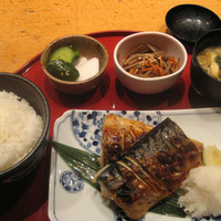 伊豆の旬 やんも 南青山店 - 塩鯖定食