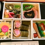 展望ラウンジ 春楡 - つがる弁当かさね