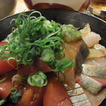 和彩厨房 KATURA - 本日の特選海鮮丼