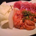 焼肉 昌久園 - もつ定食のモツ（大盛り）