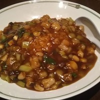 中国飯店 紫玉蘭 - 福建式あんかけチャーハン