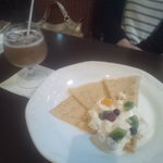 カフェテラス四季 - トゥティーフルーティ＆カフェラテ