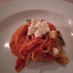 イタリア料理 pero - トマトパスタ！モッツァレラ！