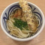 麺匠 釜善 - とりちくわ天うどん（温）