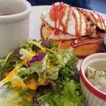 カフェ パンプルムゥス - 「ベーコンウインナー」