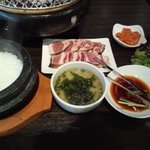 炭火焼肉・韓国料理 KollaBo 赤坂店 - 燻製サムギョプサルセット