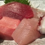 魚盛 - ★本日のランチ 刺身（まぐろ・かんぱち・すずき・たこ盛合せ）★