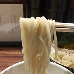 真しま - 三河屋製麵の麵の表情