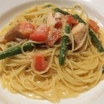 FRUMENTO MERCATO 小麦市場 - ランチパスタのサーモンクリーム