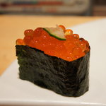 寿司の美登利 - イクラ
