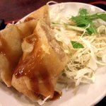 身土不二 - 揚げたてが嬉しい、パリッと春巻き。