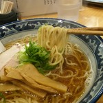 斗香庵 HIGASHI - 麺は小林製麺さん