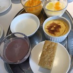 家全七福酒家　SEVENTH SON RESTAURANT - デザートも選べます