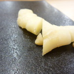 夷川 鮨 すずか - コロコロとした自家製ガリ