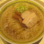 RAMEN RS 改 - 背脂中華そば塩のアップ