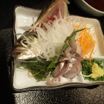 清水まぐろ館　海山 - 活あじ刺・756円