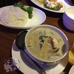 楽屋 - 海老と茄子のグリーンカレー　1,080円