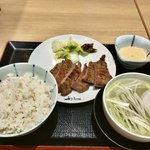 仙臺牛たん 撰 利久 - 牛たん焼定食