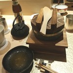 長崎県対馬市美津島町 しろや 北新地 - のど黒茶漬け