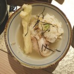 長崎県対馬市美津島町 しろや 北新地 - 御出汁を入れてお茶漬けでいただく