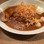 Sous-sol - チキンカレー (890円)